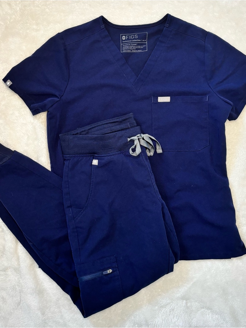 Figs Women’s Navy Jogger Scrub Set Navy XS Petite